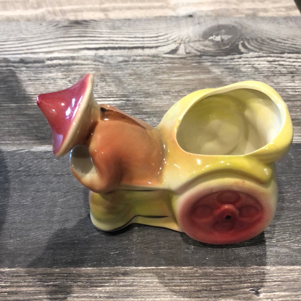 Vintage Stagecoach Planter/Vase